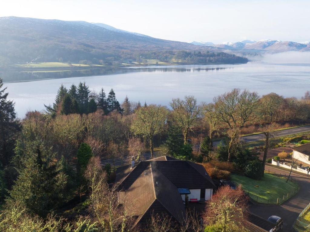 Tom Beag - Ben Nevis View Rooms 威廉堡 外观 照片